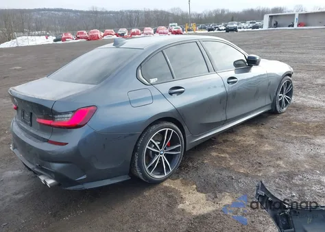 2021 BMW 3 Series M340I xDrive z USA, uszkodzony, nr VIN 3MW5U9J09M8C08464